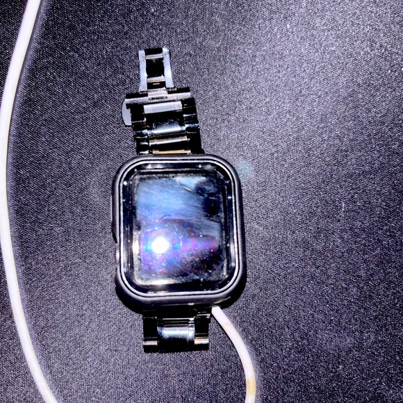 Apple I watch series 3 38MM great condition - Picture 1 of 2